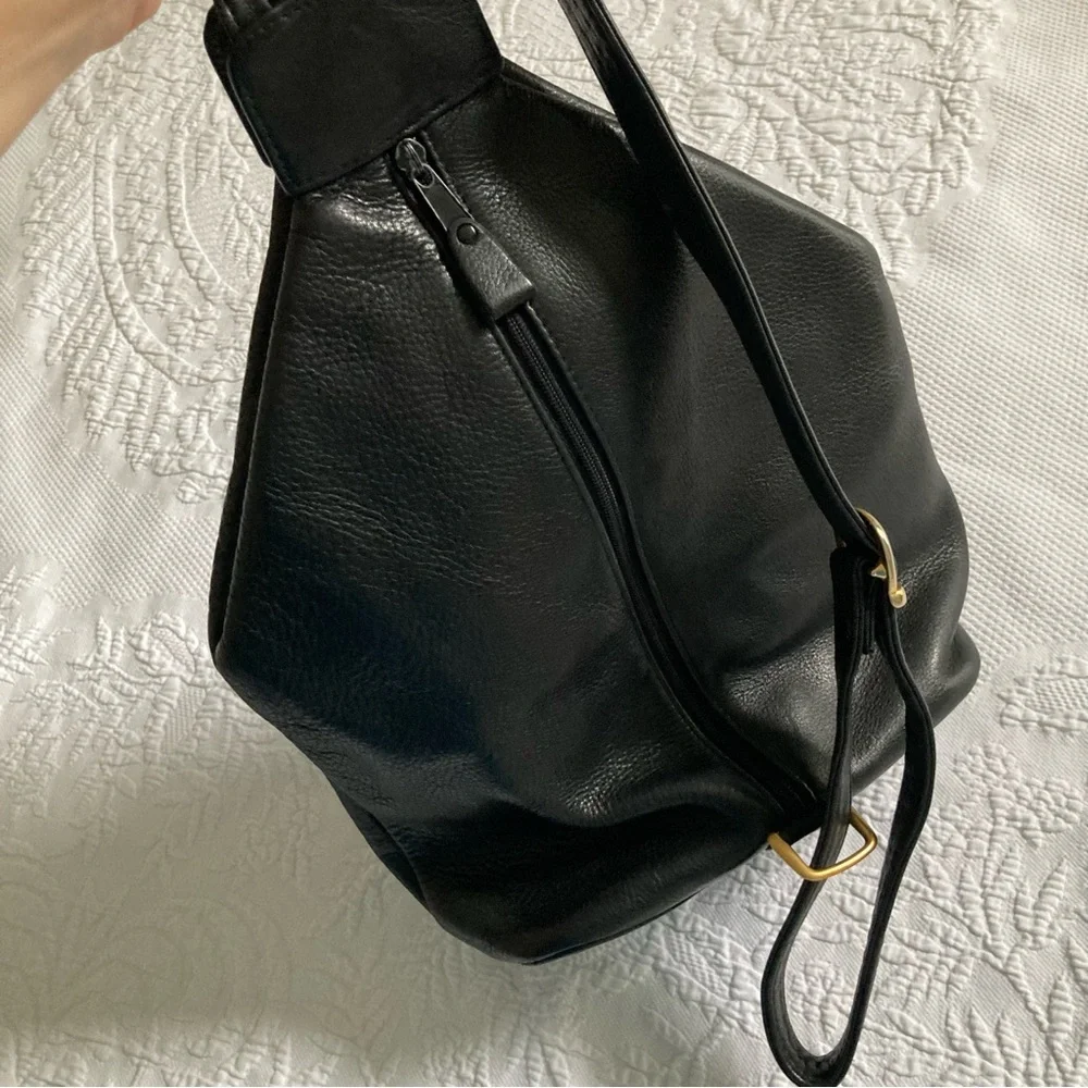 Vintage 90s Y2K Lord & Taylor pebbled leather sling backpack purse bag - Picture 9 of 12